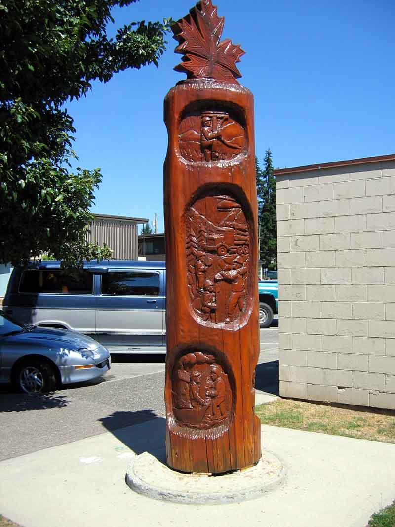 Chainsaw Carving